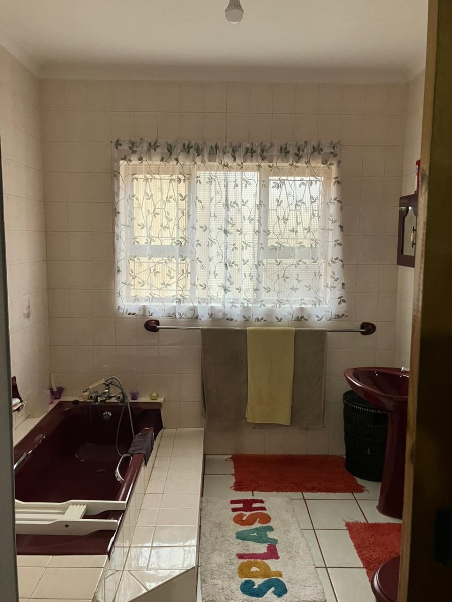 4 Bedroom Property for Sale in Manor Heights Eastern Cape